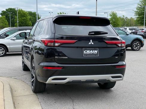 Used 2024 Mitsubishi Outlander SE AWD/4WD image 5