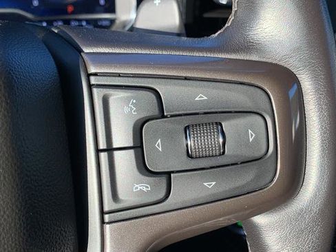 Used 2022 Chevrolet Silverado 1500 ZR2 w/ Technology Package image 27