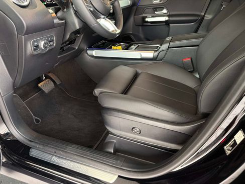 Used 2026 Mercedes-Benz GLB 250 image 20