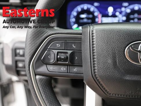 Used 2025 Toyota 4Runner Trailhunter AWD/4WD image 15