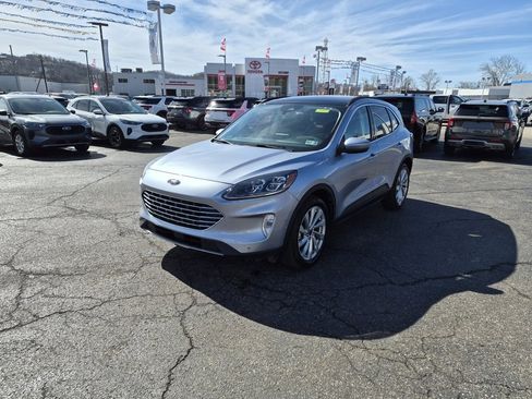Used 2022 Ford Escape Titanium w/ Titanium Elite Package image 7