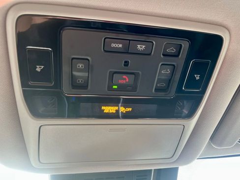 Used 2024 Toyota Grand Highlander Platinum image 22