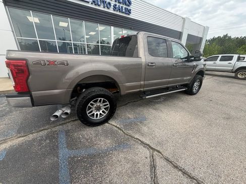 Used 2019 Ford F250 Lariat AWD/4WD image 4