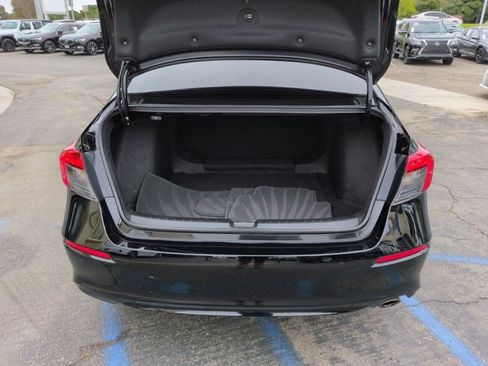 Used 2023 Honda Civic Sport image 6