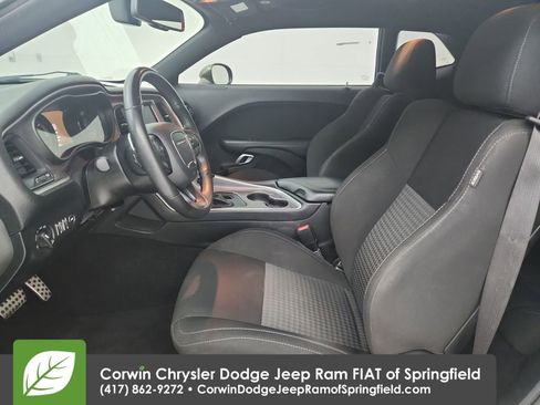 Used 2022 Dodge Challenger R/T image 18