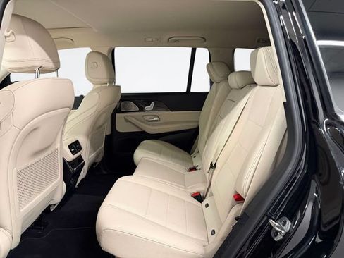 Certified 2022 Mercedes-Benz GLS 450 4MATIC image 12