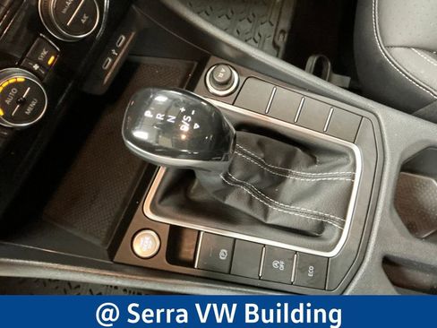 Certified 2023 Volkswagen Jetta SE w/ Panoramic Sunroof Package image 26