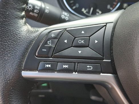 Used 2020 Nissan Rogue SL AWD/4WD image 21