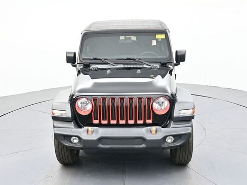 Used 2023 Jeep Wrangler Sport S image 17