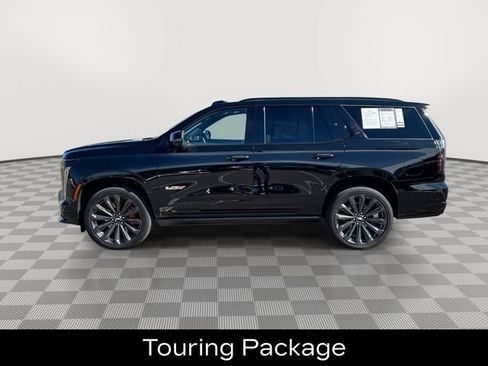 Used 2025 Cadillac Escalade V AWD/4WD image 5