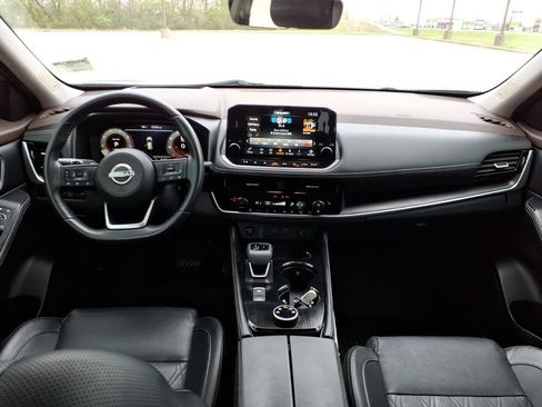 Used 2023 Nissan Rogue Platinum w/ Platinum Premium Package AWD/4WD image 4