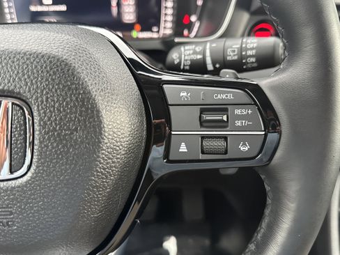 Used 2023 Honda Pilot Elite image 30