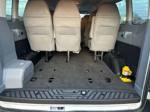 Used 2018 Ford Transit 350 XLT image 20