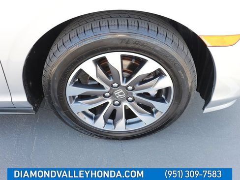 Used 2024 Honda Odyssey EX-L image 30