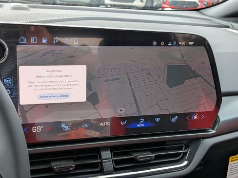 New 2026 Chevrolet Equinox EV RS image 16