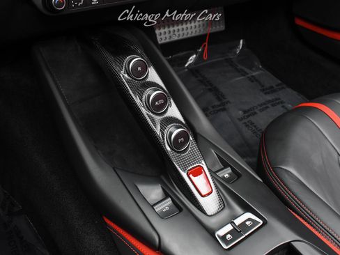 Used 2021 Ferrari 812 GTS image 20