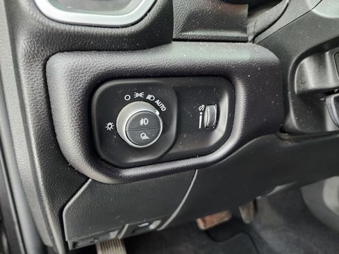 Used 2021 RAM 3500 Big Horn w/ Level 2 Equipment Group image 39