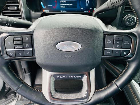 Used 2023 Ford F350 Platinum image 12