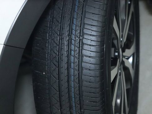 Certified 2023 Subaru Forester Limited image 40