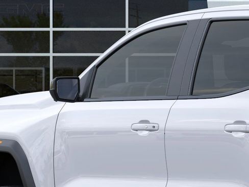 New 2026 GMC Canyon AT4X image 12