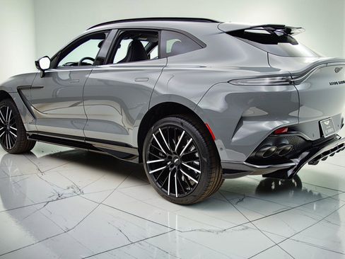 Used 2023 Aston Martin DBX 707 AWD/4WD image 7