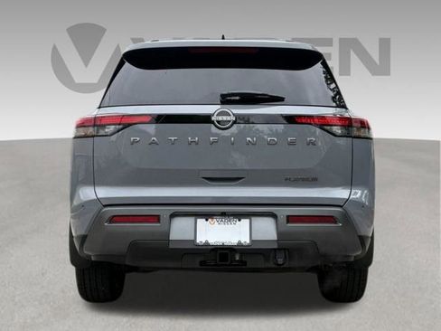 Certified 2026 Nissan Pathfinder Platinum FWD image 23