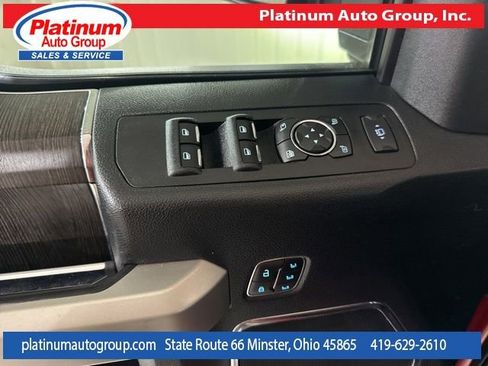 Used 2021 Ford F250 Lariat w/ Lariat Ultimate Package AWD/4WD image 28