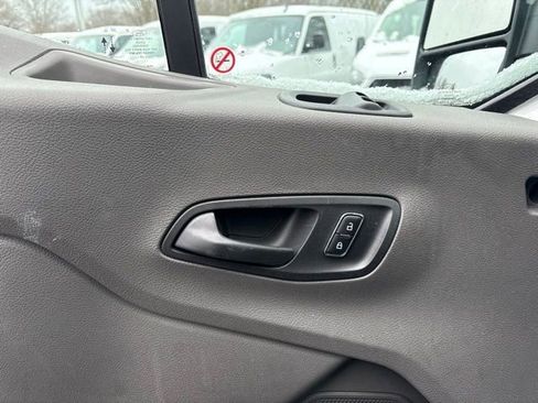 Used 2024 Ford Transit 250 Low Roof w/ Exterior Upgrade Package image 27