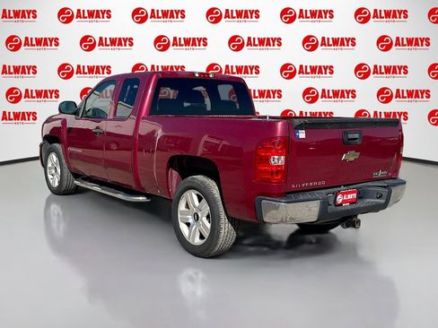 Used 2007 Chevrolet Silverado 1500 LT w/ Texas Edition image 7