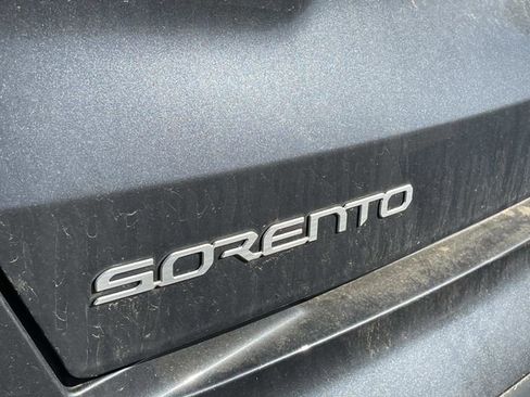 Used 2023 Kia Sorento SX Prestige w/ Panoramic Sunroof Package AWD/4WD image 11