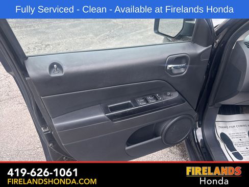 Used 2014 Jeep Patriot Latitude image 10