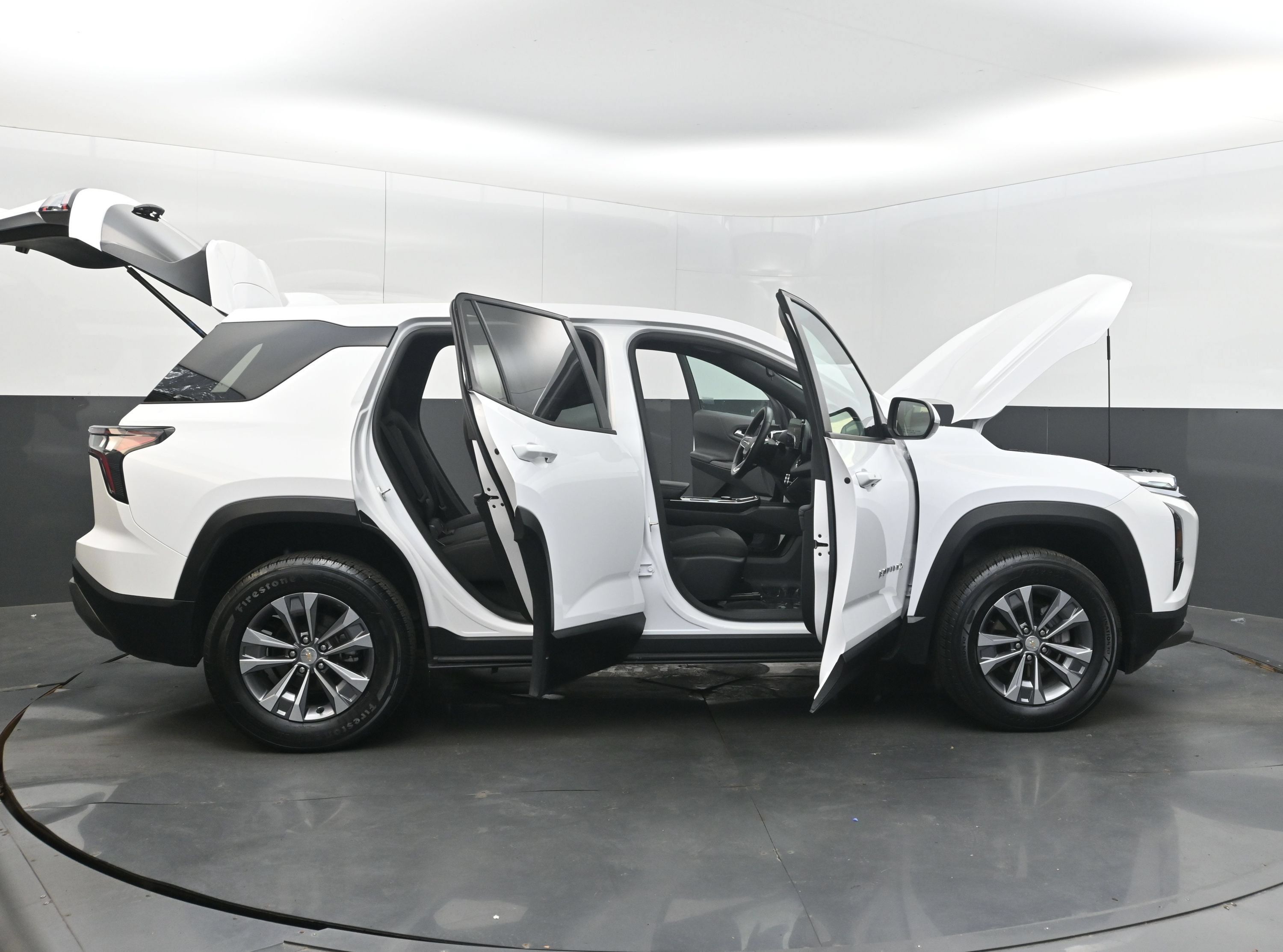 Used 2026 Chevrolet Equinox LT FWD image 48