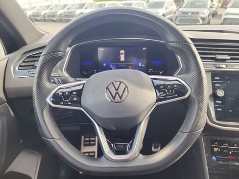 Certified 2023 Volkswagen Tiguan SE R-Line FWD image 16