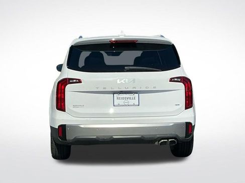 Used 2025 Kia Telluride S AWD/4WD image 5