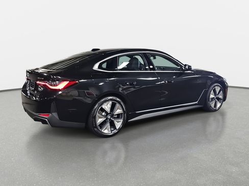 New 2026 BMW i4 xDrive40i w/ Premium Package image 5