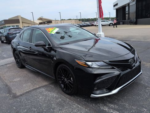 Used 2024 Toyota Camry XSE FWD image 1