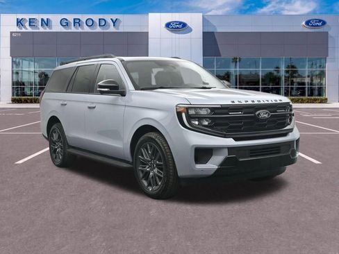 New 2026 Ford Expedition Platinum w/ Stealth Appearance Package AWD/4WD image 1