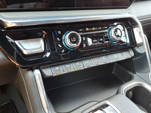 Used 2025 GMC Sierra 1500 Denali Ultimate AWD/4WD image 29