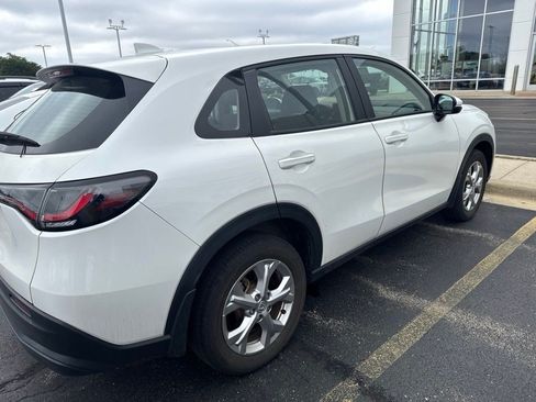 Used 2024 Honda HR-V LX image 3