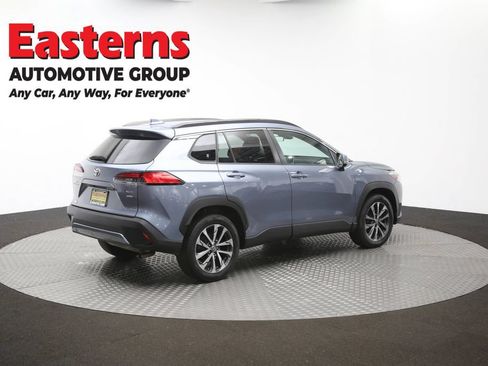 Used 2022 Toyota Corolla Cross XLE w/ Convenience Package AWD/4WD image 42