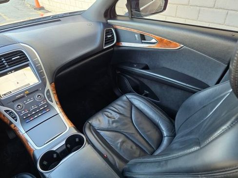 Used 2018 Lincoln MKX Reserve image 20