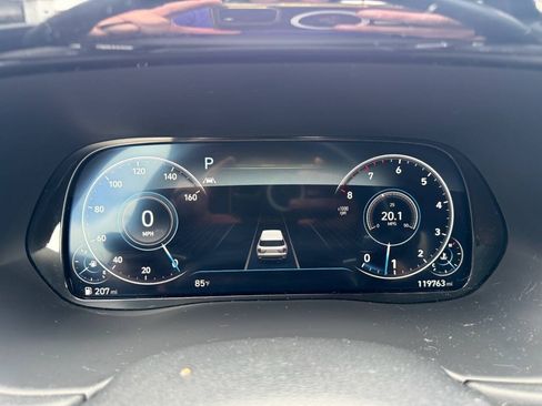 Used 2022 Hyundai Palisade Limited FWD image 21