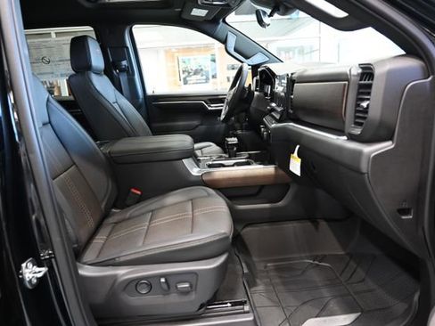 New 2026 Chevrolet Silverado 1500 High Country AWD/4WD image 15