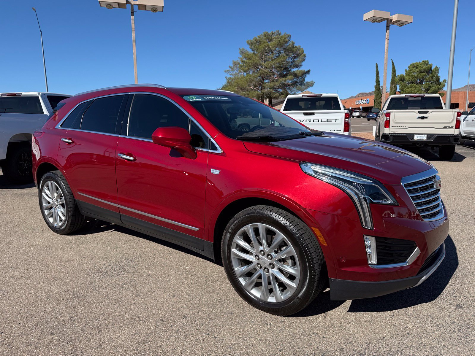 Certified 2019 Cadillac XT5 Platinum AWD/4WD image 3