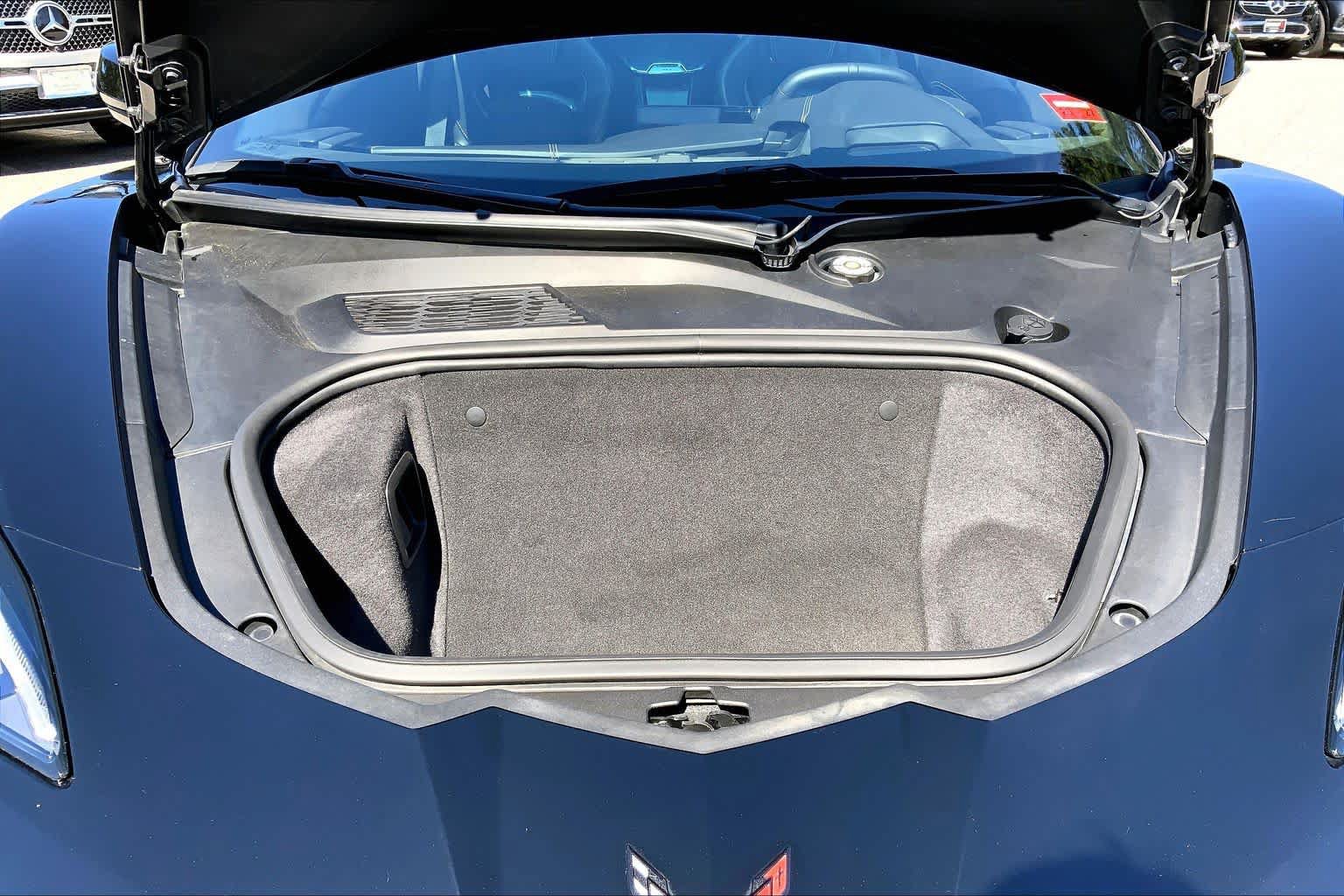 Used 2023 Chevrolet Corvette Stingray Premium Cpe w/ Z51 Performance Package RWD image 35