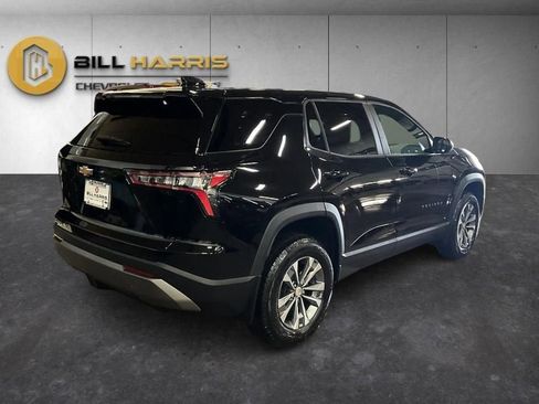 New 2026 Chevrolet Equinox LT image 2