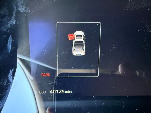 Used 2022 Toyota Tundra TRD Pro AWD/4WD image 7