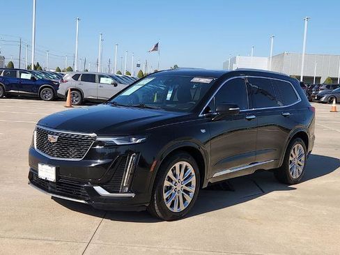 Used 2020 Cadillac XT6 Premium Luxury image 3