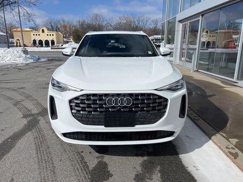 Used 2025 Audi Q5 Premium w/ Convenience Package image 58