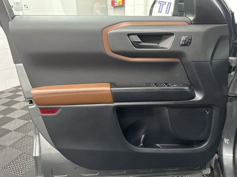 Used 2024 Ford Bronco Sport Badlands w/ Premium Package image 19